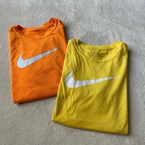 2 boy large nike shirts